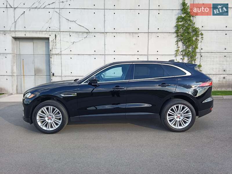 Внедорожник / Кроссовер Jaguar F-Pace 2019 в Киеве
