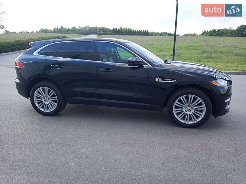 Внедорожник / Кроссовер Jaguar F-Pace 2019 в Киеве