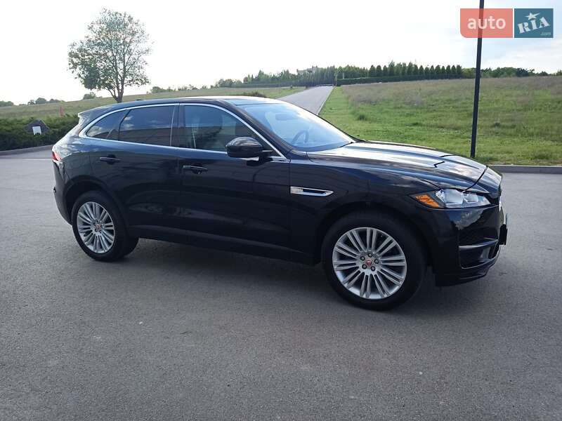 Внедорожник / Кроссовер Jaguar F-Pace 2019 в Киеве
