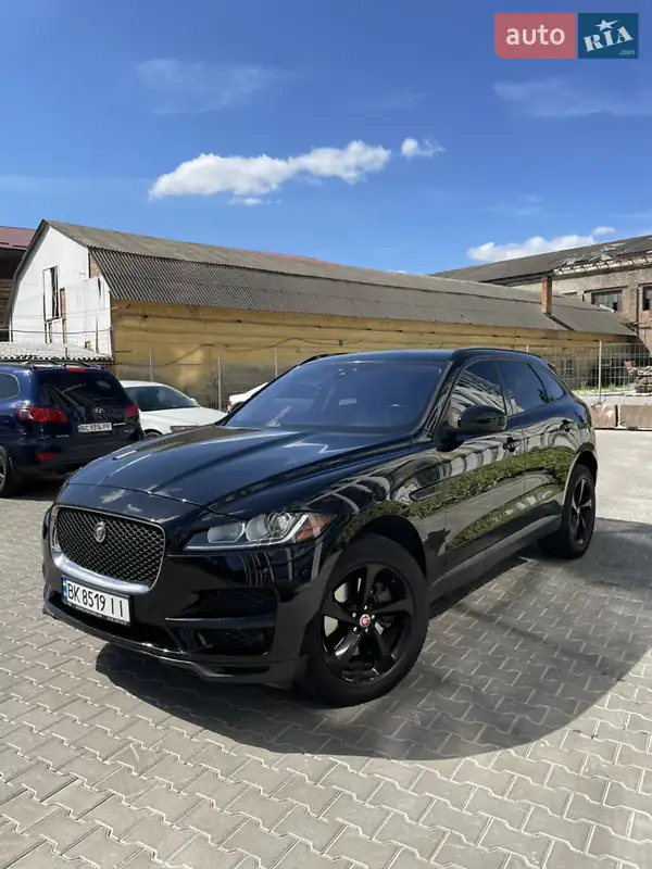 Jaguar F-Pace
