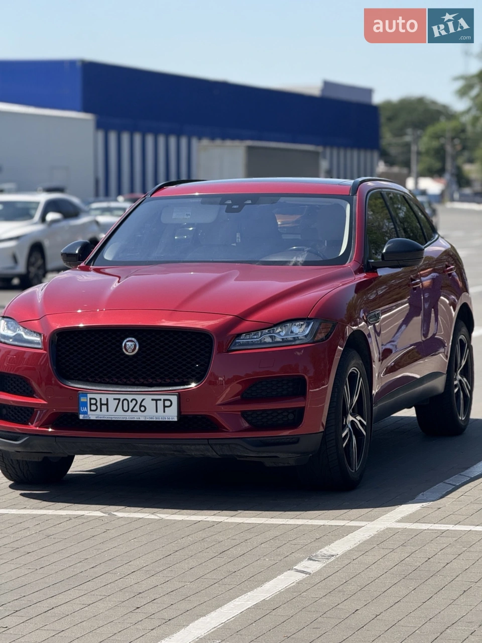 2016 Jaguar F-Pace - мініатюра 2