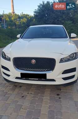 Jaguar F-Pace 2017