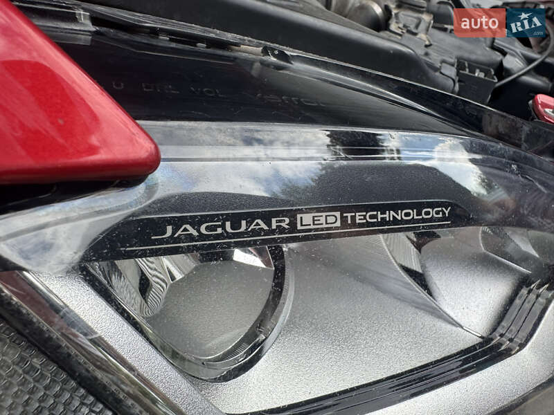 Позашляховик / Кросовер Jaguar F-Pace 2016 в Сумах