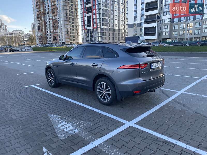 Внедорожник / Кроссовер Jaguar F-Pace 2016 в Киеве