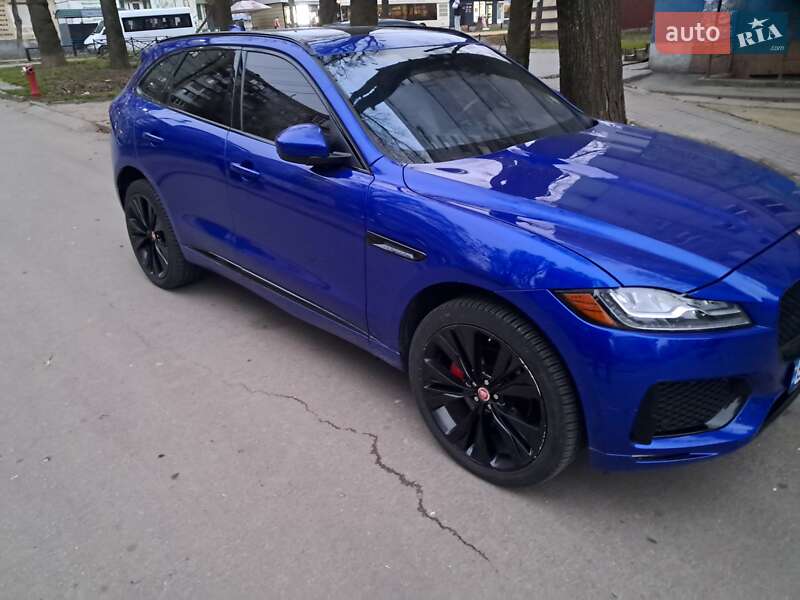 Jaguar F-Pace 2017