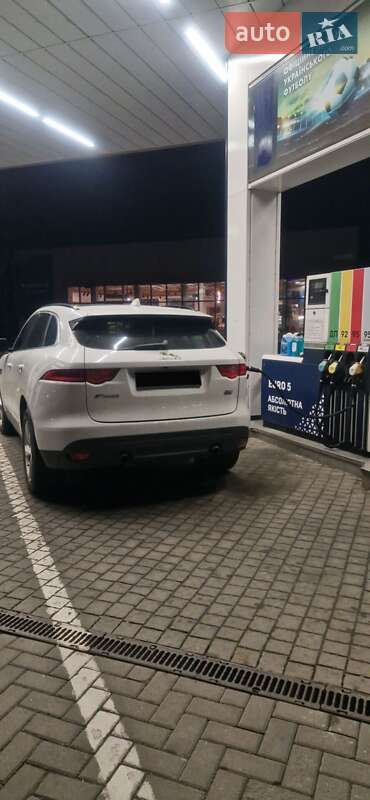 Внедорожник / Кроссовер Jaguar F-Pace 2019 в Черкассах