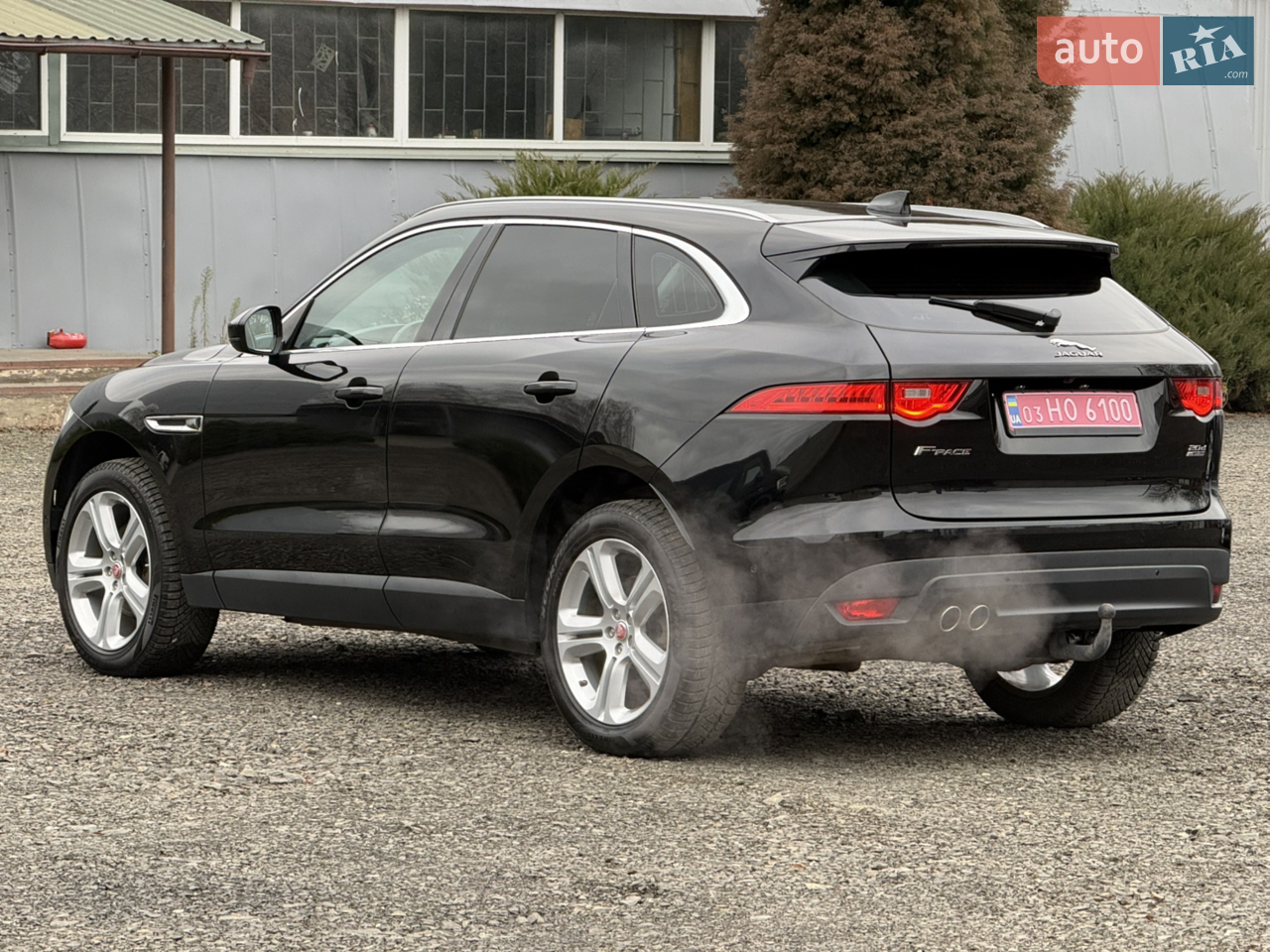 2017 Jaguar F-Pace - мініатюра 3