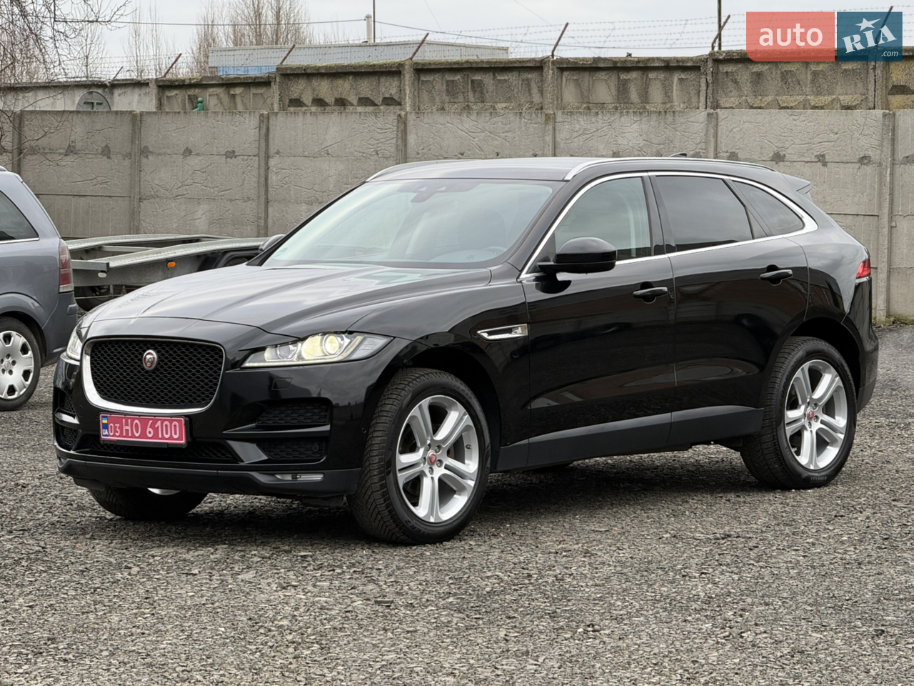 2017 Jaguar F-Pace - мініатюра 5