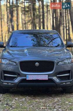 Jaguar F-Pace  2017