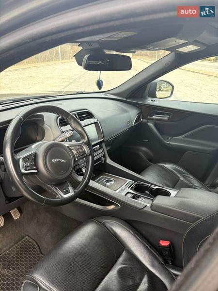 Внедорожник / Кроссовер Jaguar F-Pace 2016 в Днепре