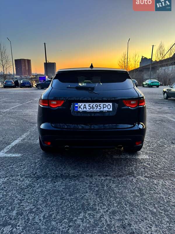 Позашляховик / Кросовер Jaguar F-Pace 2019 в Києві