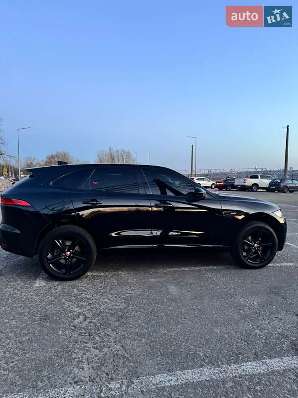 Позашляховик / Кросовер Jaguar F-Pace 2019 в Києві