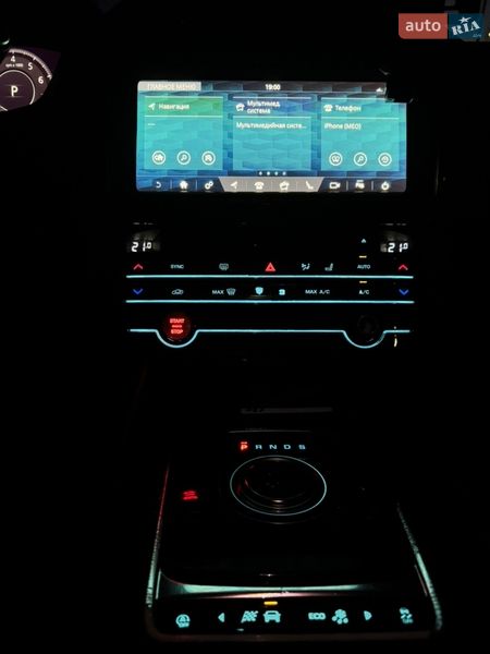 Позашляховик / Кросовер Jaguar F-Pace 2019 в Києві