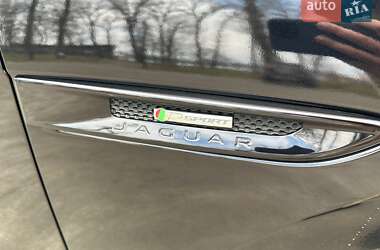 Позашляховик / Кросовер Jaguar F-Pace 2019 в Києві
