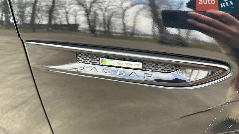 Позашляховик / Кросовер Jaguar F-Pace 2019 в Києві