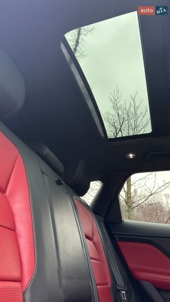 Позашляховик / Кросовер Jaguar F-Pace 2019 в Києві
