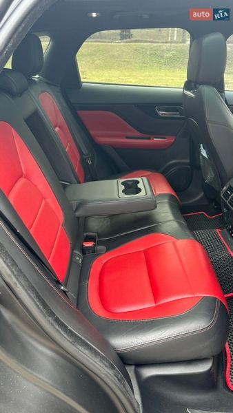Позашляховик / Кросовер Jaguar F-Pace 2019 в Києві