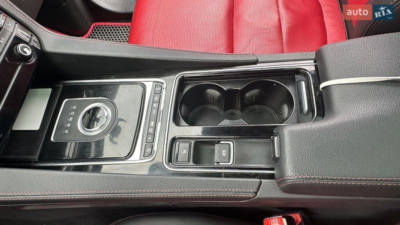 Позашляховик / Кросовер Jaguar F-Pace 2019 в Києві