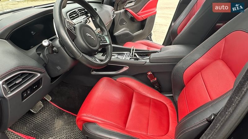 Позашляховик / Кросовер Jaguar F-Pace 2019 в Києві