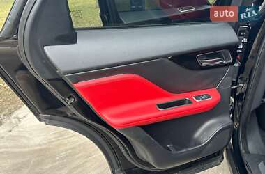 Позашляховик / Кросовер Jaguar F-Pace 2019 в Києві
