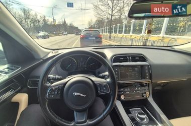 Позашляховик / Кросовер Jaguar F-Pace 2017 в Харкові