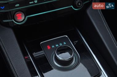 Внедорожник / Кроссовер Jaguar F-Pace 2016 в Киеве фото 41 Внедорожник / Кроссовер Jaguar F-Pace 2016 в Киеве