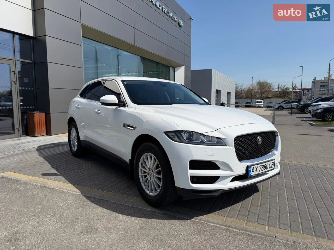 2018 Jaguar F-Pace - мініатюра 3