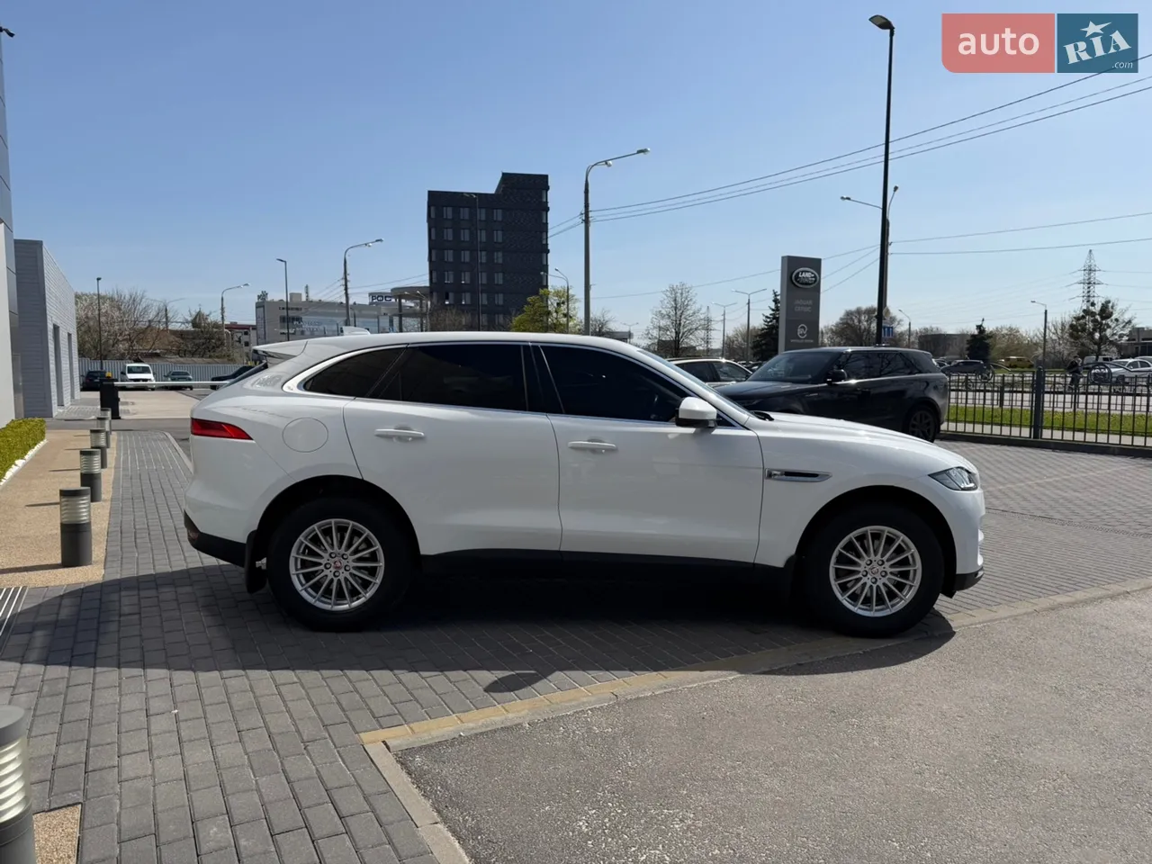 2018 Jaguar F-Pace - мініатюра 4