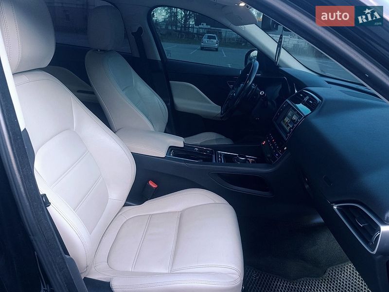 Внедорожник / Кроссовер Jaguar F-Pace 2016 в Чернигове фото 19 Внедорожник / Кроссовер Jaguar F-Pace 2016 в Чернигове