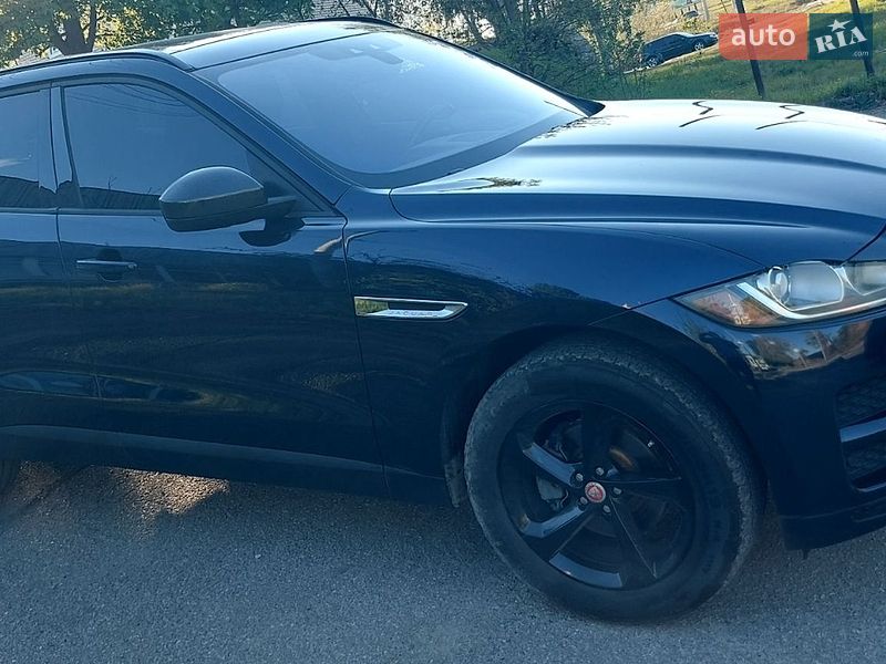 Jaguar F-Pace