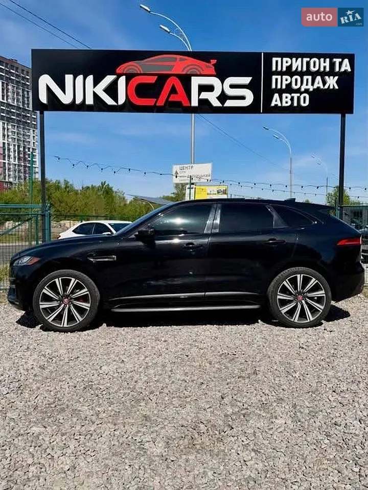 2017 Jaguar F-Pace - мініатюра 3