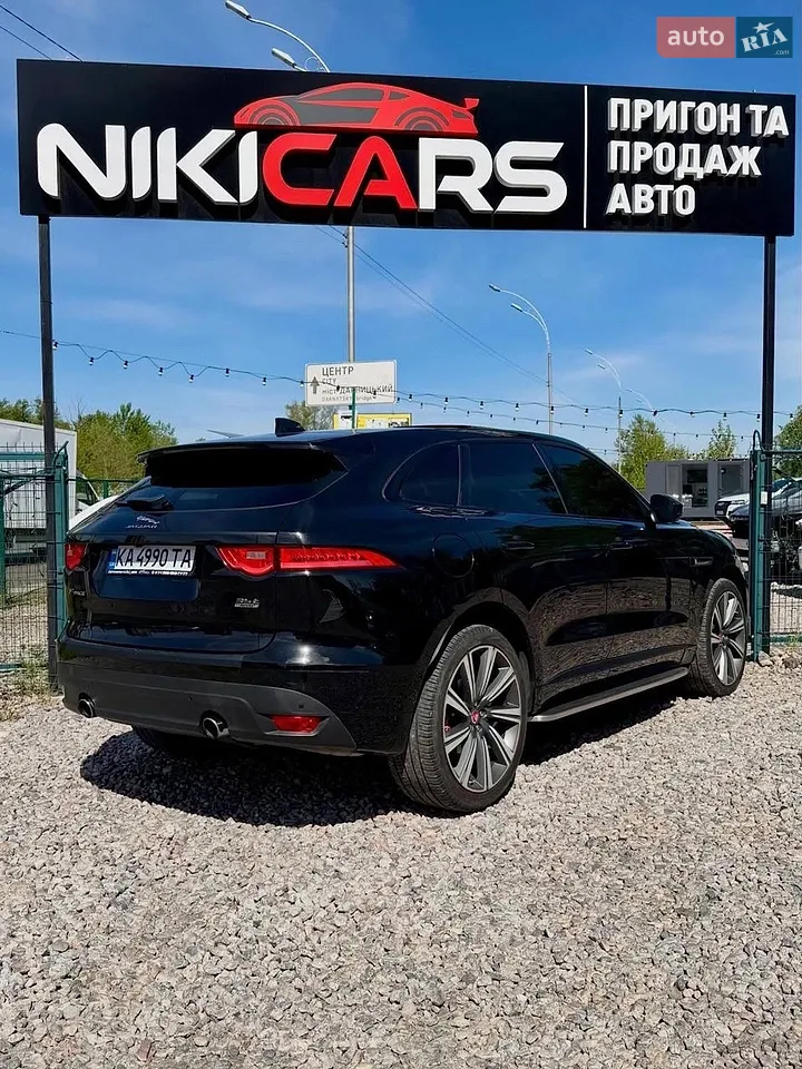 2017 Jaguar F-Pace - мініатюра 4
