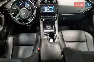 Jaguar F-Pace  2018