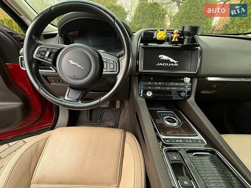 Внедорожник / Кроссовер Jaguar F-Pace 2016 в Львове