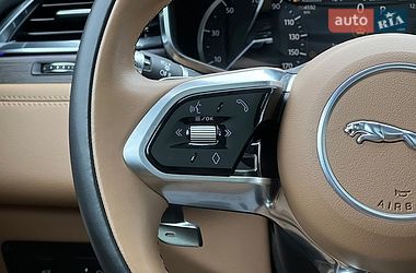 Внедорожник / Кроссовер Jaguar F-Pace 2022 в Львове