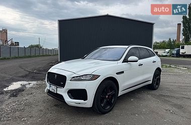 Jaguar F-Pace  2020