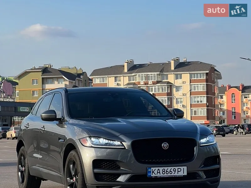 Jaguar F-Pace