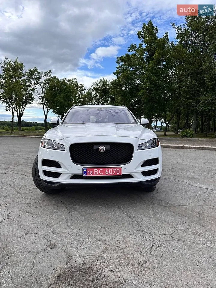 2018 Jaguar F-Pace - мініатюра 2