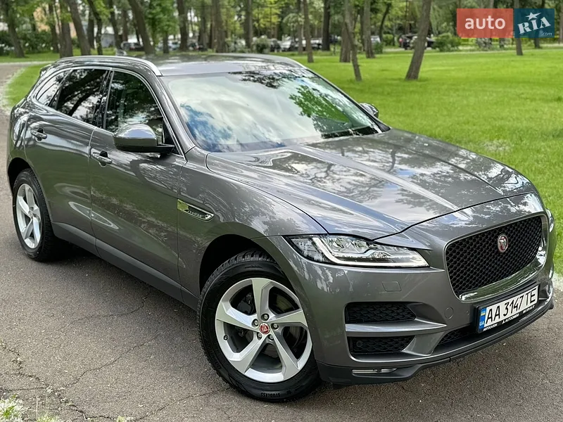 Jaguar F-Pace