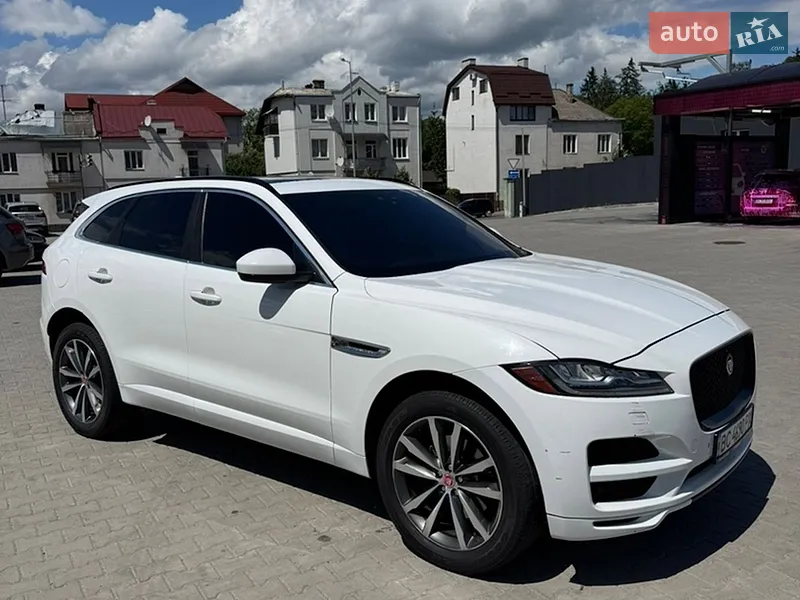 Jaguar F-Pace