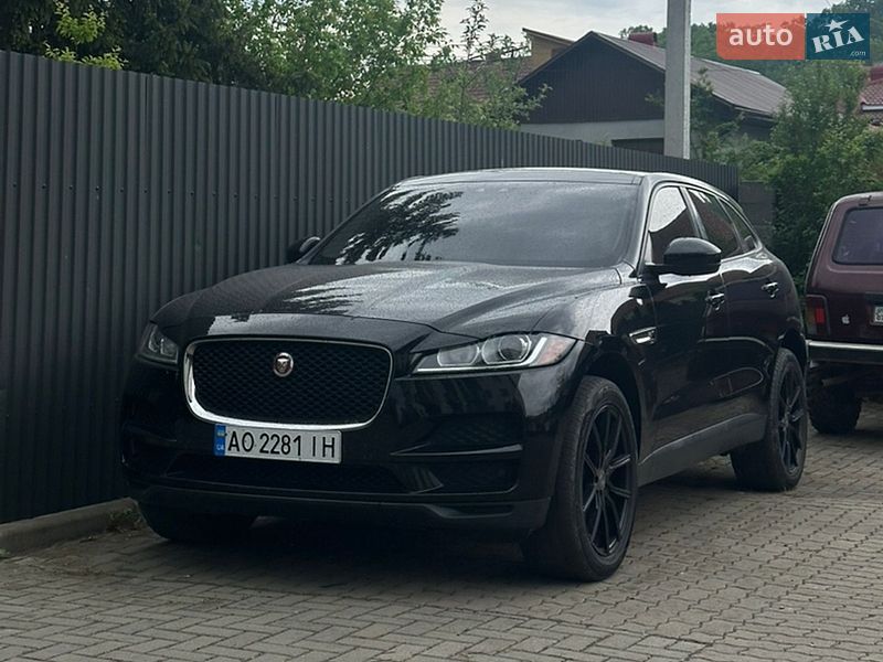 Внедорожник / Кроссовер Jaguar F-Pace 2016 в Хусте