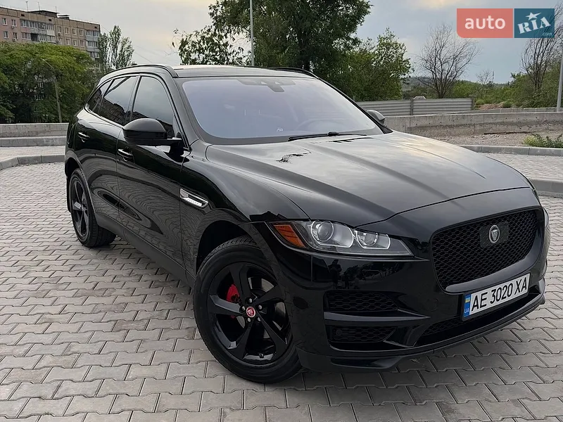Jaguar F-Pace