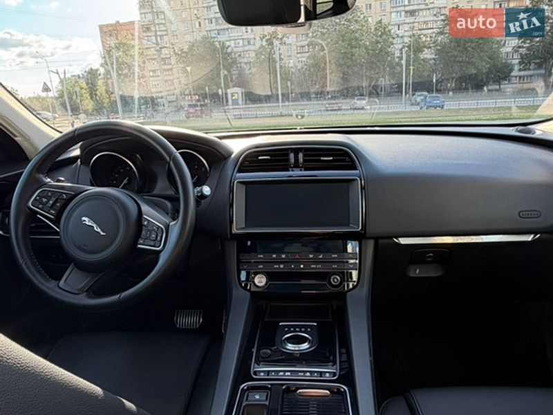 Внедорожник / Кроссовер Jaguar F-Pace 2018 в Харькове