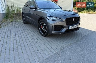 Внедорожник / Кроссовер Jaguar F-Pace 2016 в Виннице