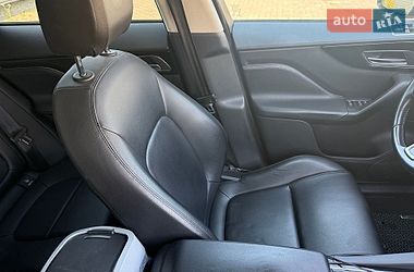 Внедорожник / Кроссовер Jaguar F-Pace 2016 в Виннице