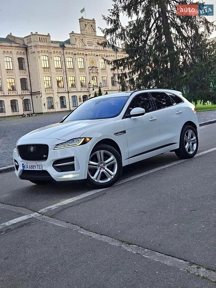 2017 Jaguar F-Pace - мініатюра 2
