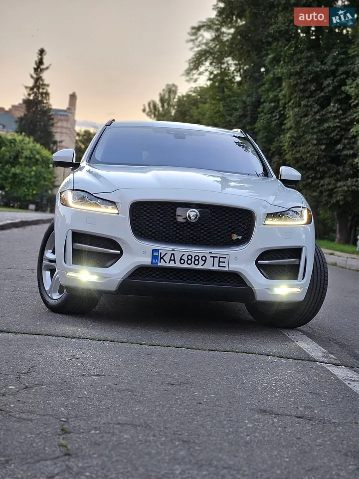 2017 Jaguar F-Pace - мініатюра 5