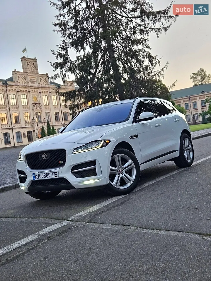 2017 Jaguar F-Pace - мініатюра 3