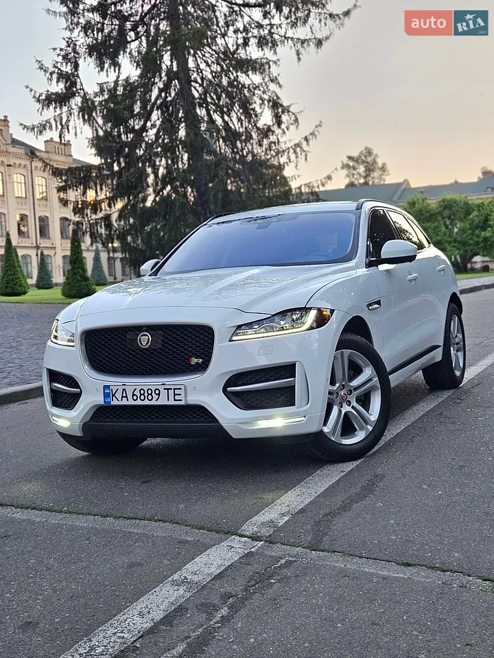 2017 Jaguar F-Pace - мініатюра 4