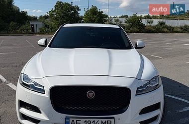 Jaguar F-Pace  2017